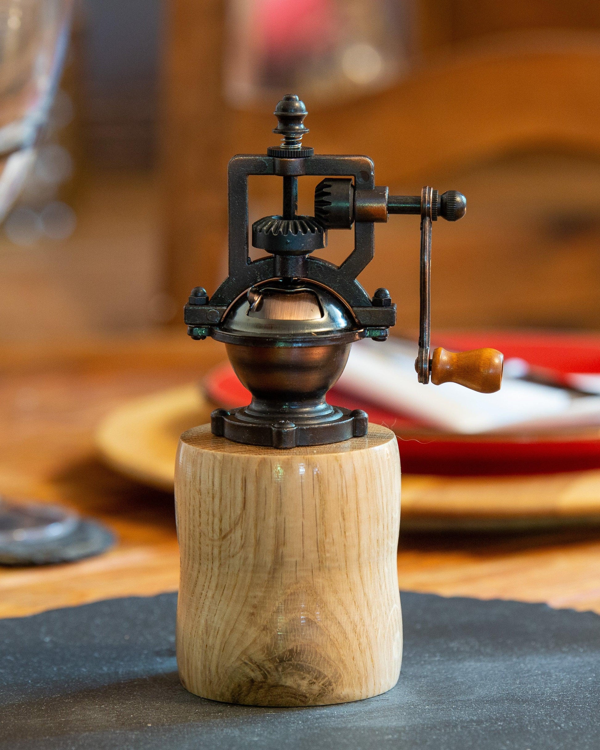 Pepper Mill Made From English Oak - woodnlotsoflove