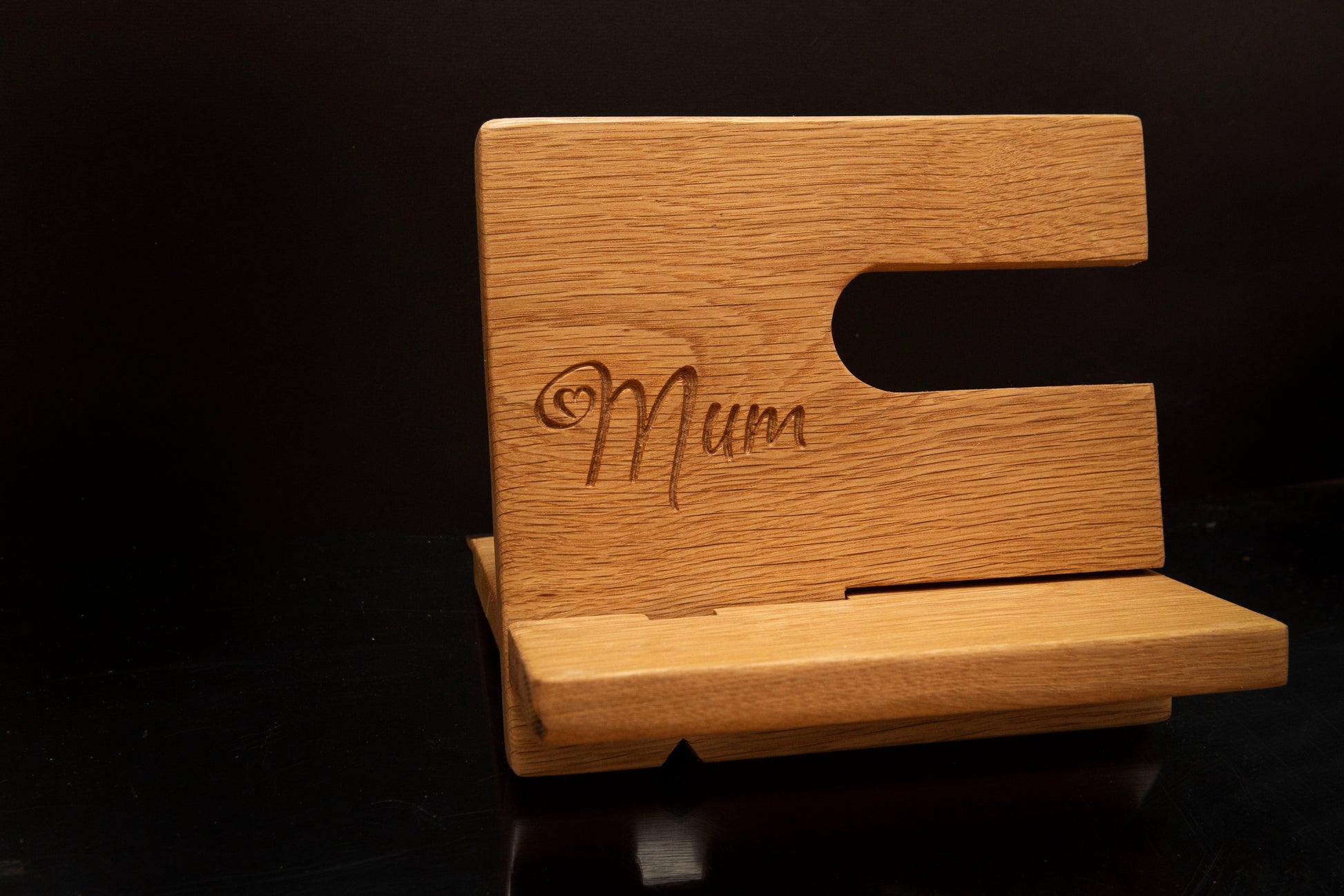 Women's Oak Phone Dock (Optional IWatch Charger) - With Engraving - woodnlotsoflove