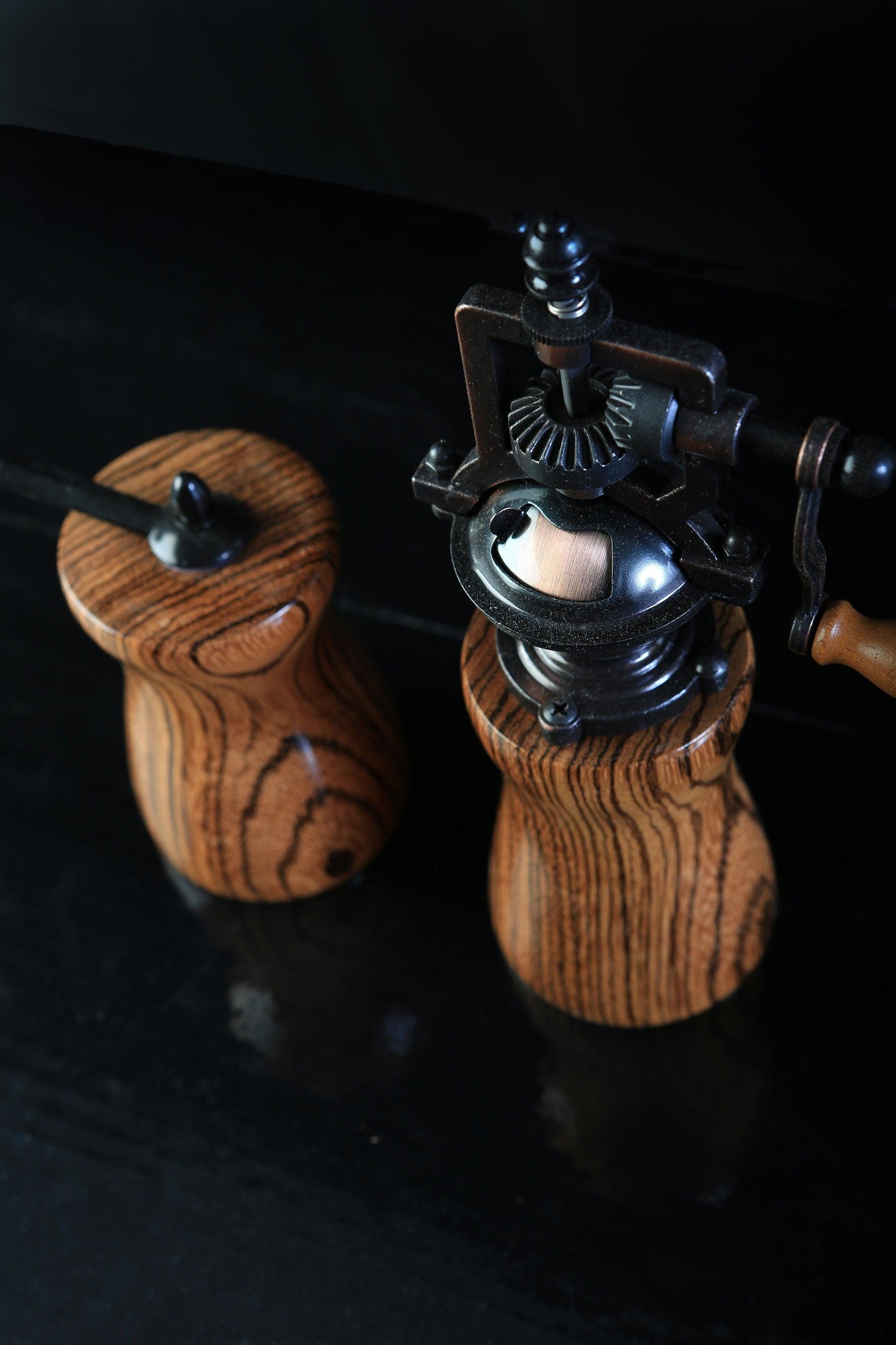 Slimline Salt And Pepper Mill In The Wood Of Your Choice - woodnlotsoflove