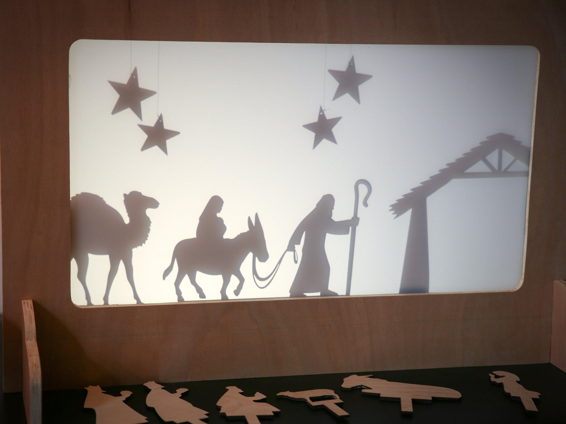 Shadow Puppet Theatre - With Three Puppet Sets - woodnlotsoflove