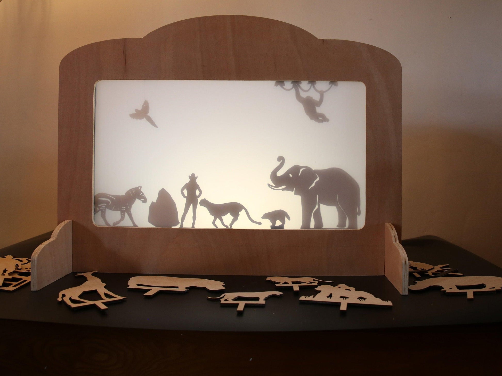 Shadow Puppet Theatre - With One Puppet Set - woodnlotsoflove