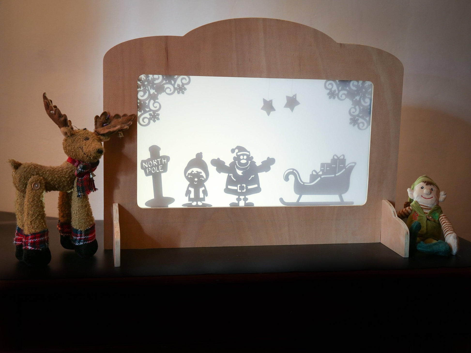 Shadow Puppet Theatre - With One Puppet Set - woodnlotsoflove