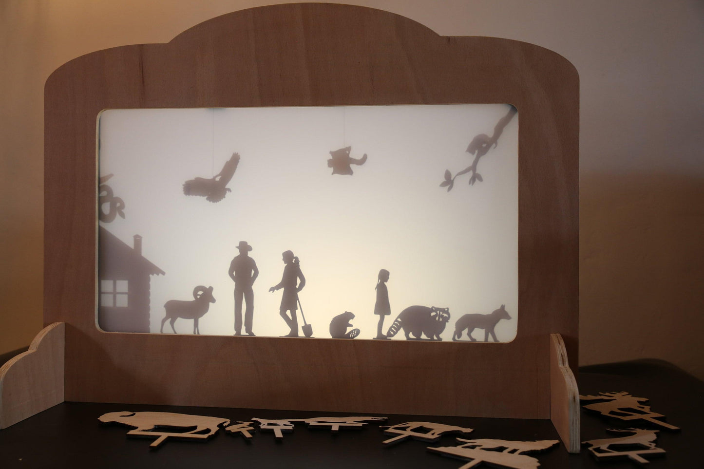 Shadow Puppet Theatre - With One Puppet Set - woodnlotsoflove