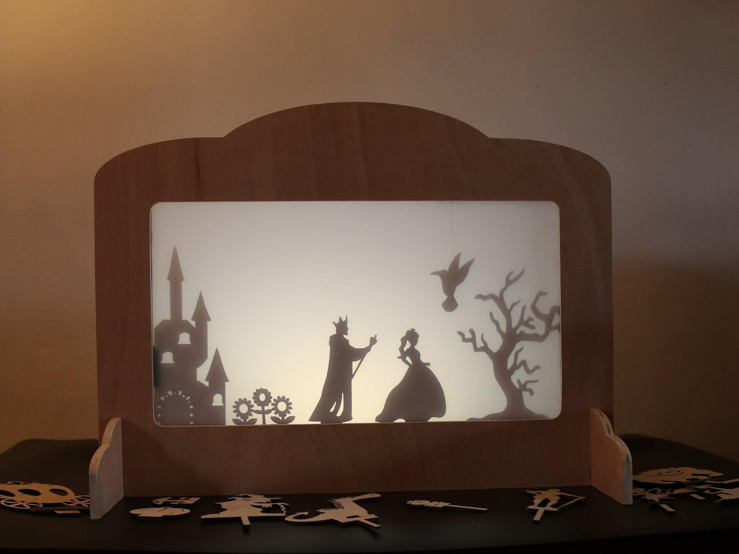 Shadow Puppet Theatre - With One Puppet Set - woodnlotsoflove