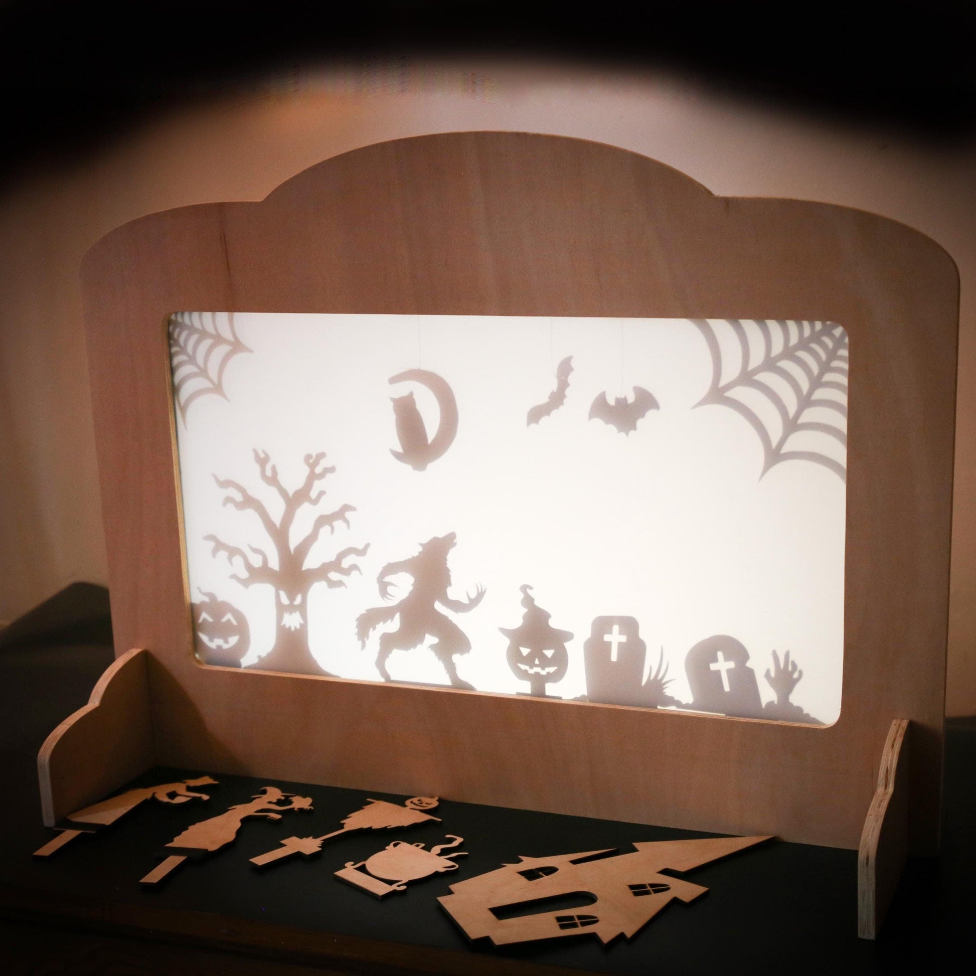 Shadow Puppet Theatre - With No Puppets - woodnlotsoflove