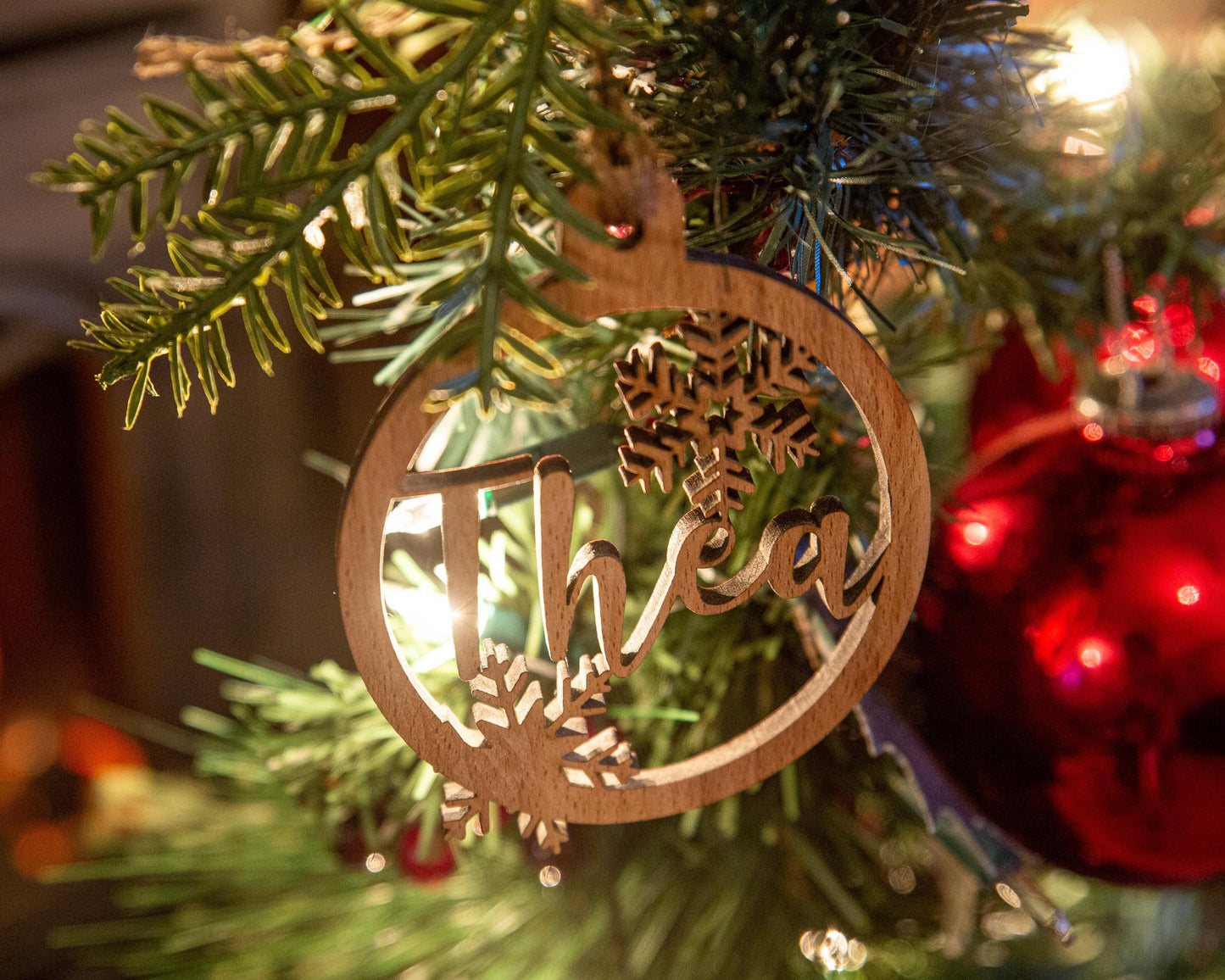 Personalised Oak Christmas Tree Bauble - woodnlotsoflove