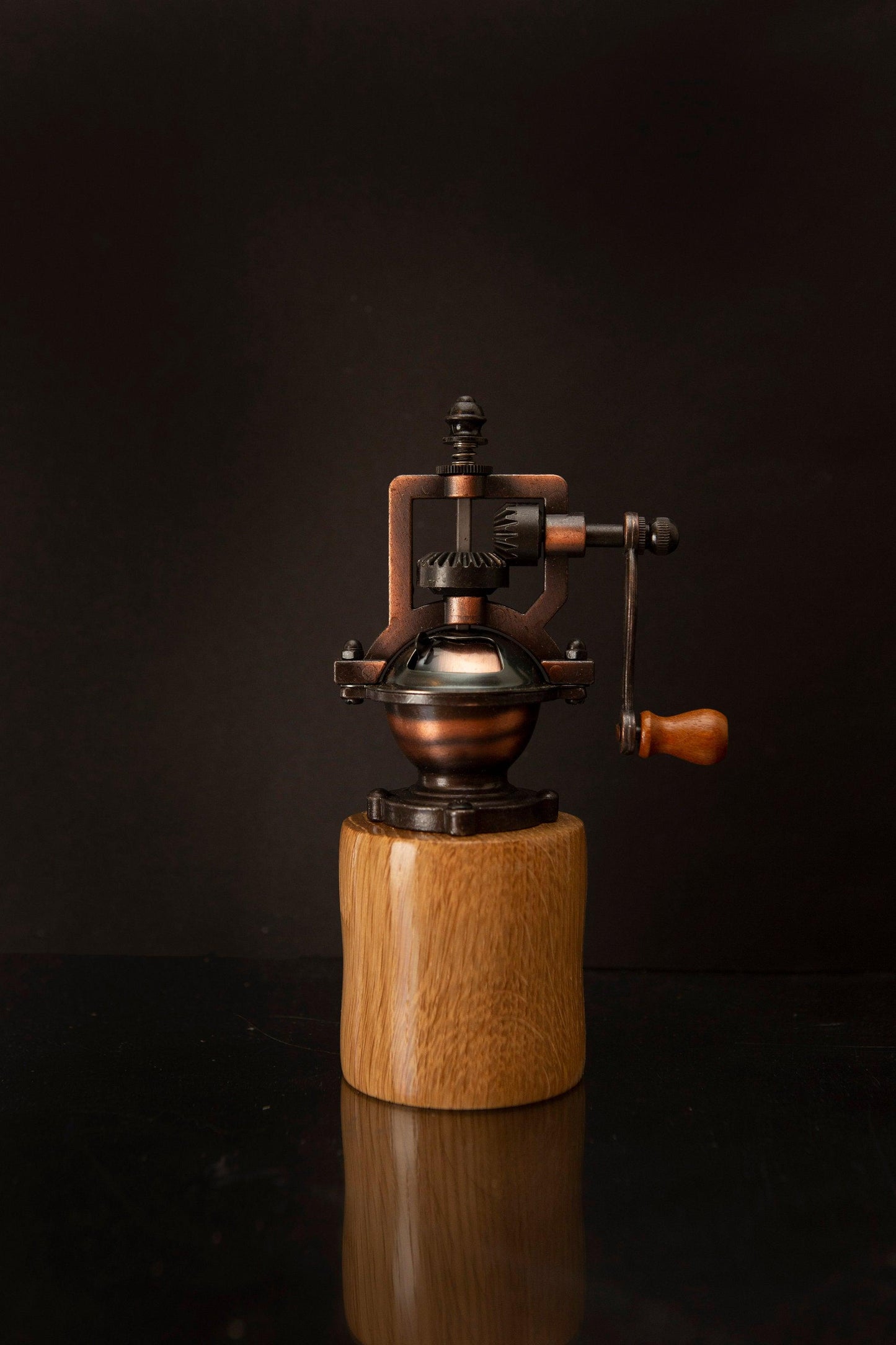 Pepper Mill Made From English Oak - woodnlotsoflove