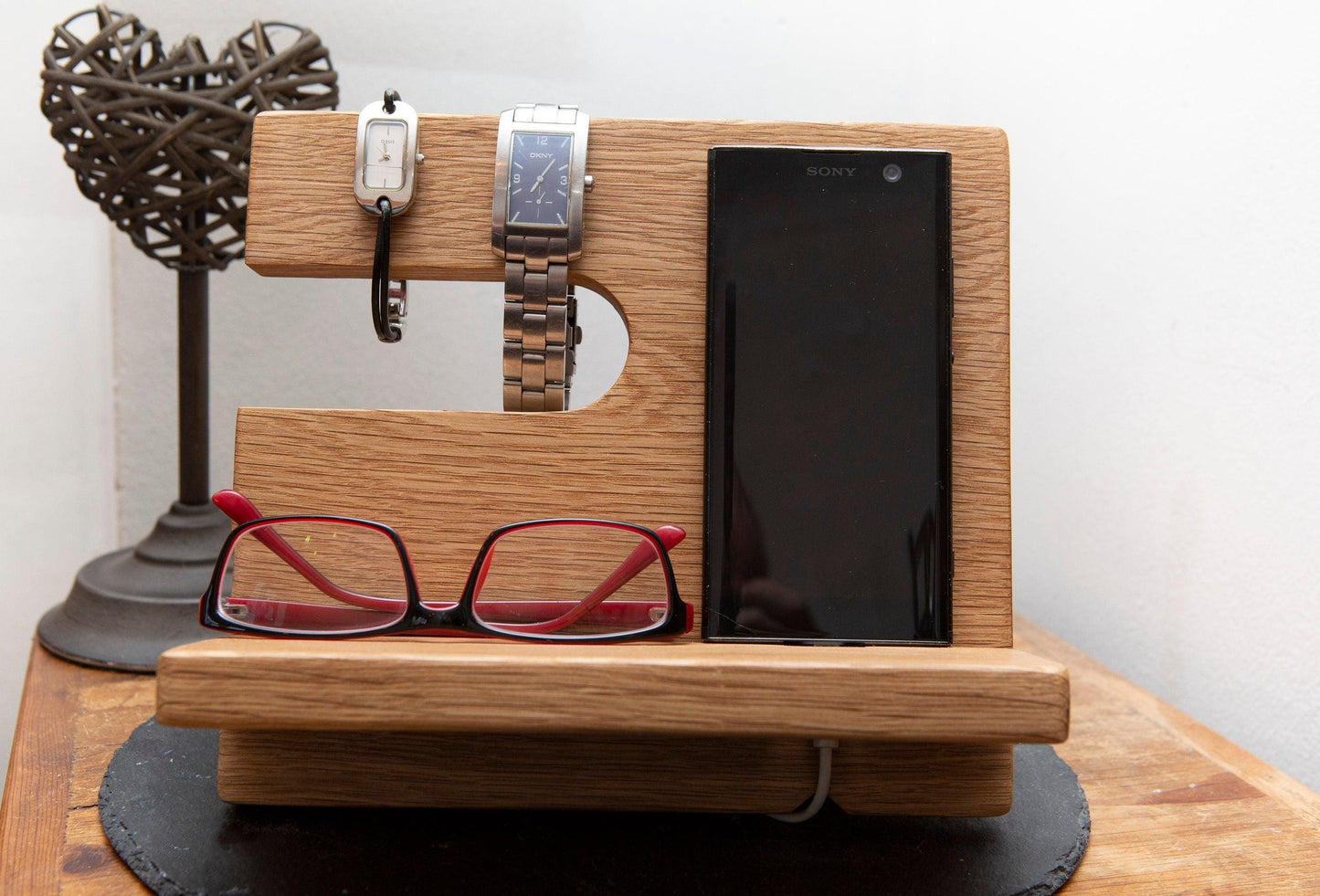 Oak Phone Dock (Optional IWatch Charger) - Without Engraving - woodnlotsoflove