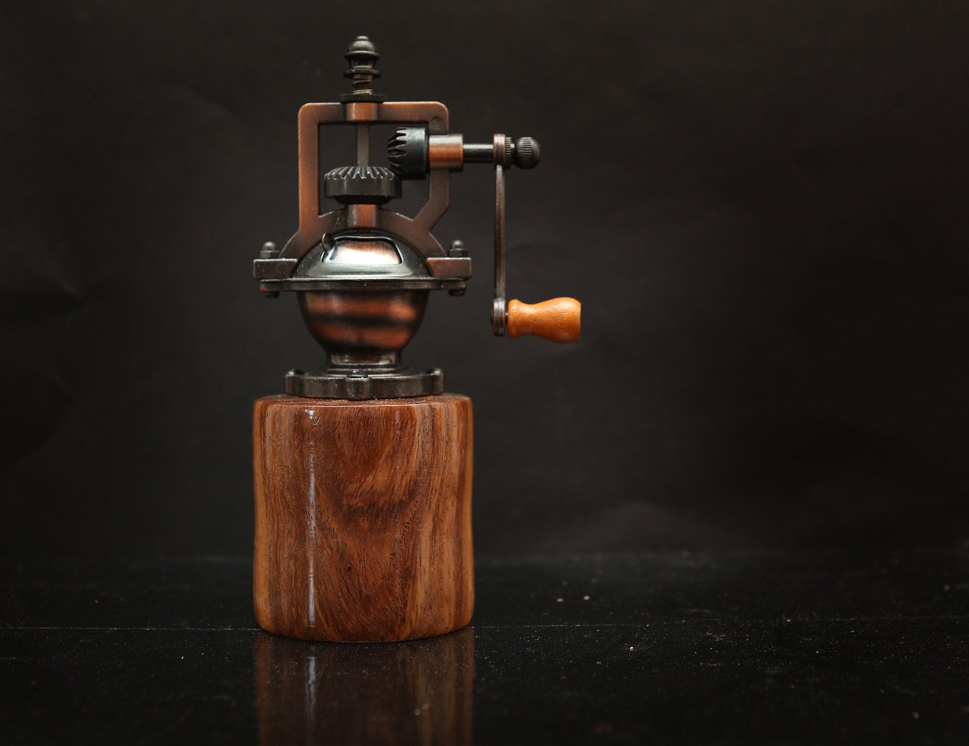 Pepper Mill Made From Massa - woodnlotsoflove